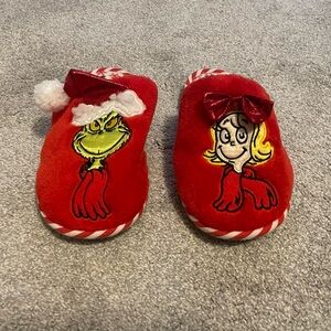 Girls Grinch and Cindy Lou Slippers Size 2-3
